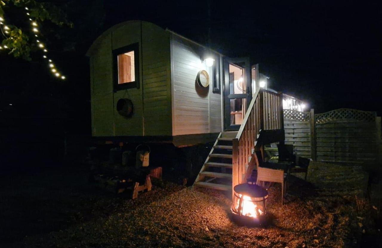 The Cosy Hut Villa Faversham Exteriör bild